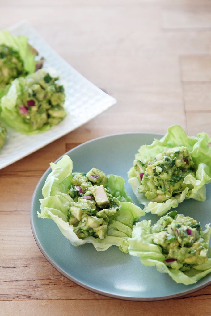 Guacamole-Chicken-Salad-Lettuce-Wraps